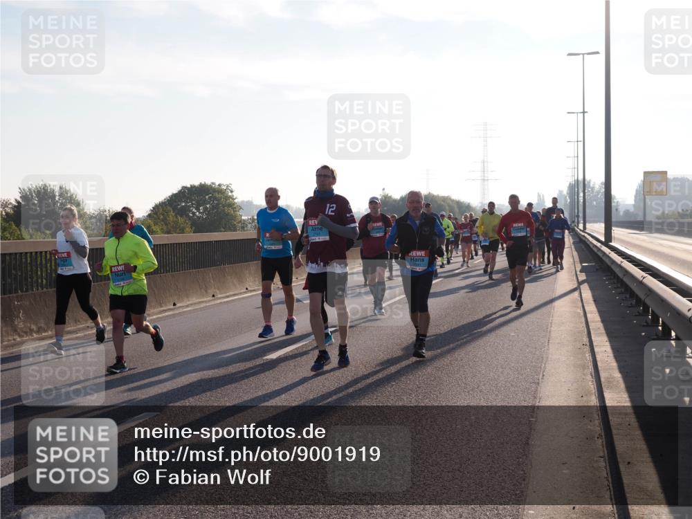 03.10.2025 - Köhlbrandbrückenlauf Fabian Wolf http://msf.ph/oto/9001919 03.10.2025 09:17:47 Position 3 12 meine-sportfotos.de