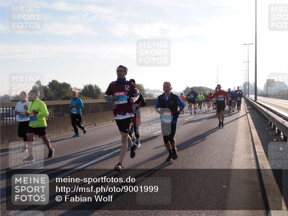 03.10.2025 - Köhlbrandbrückenlauf Fabian Wolf http://msf.ph/oto/9001999 03.10.2025 09:17:48 Position 3 2743, 12, 1340 meine-sportfotos.de
