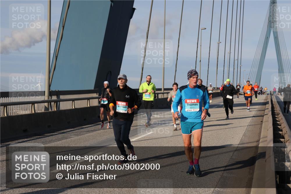 03.10.2025 - Köhlbrandbrückenlauf Julia Fischer http://msf.ph/oto/9002000 03.10.2025 09:40:29 Position 2 1133, 3317 meine-sportfotos.de