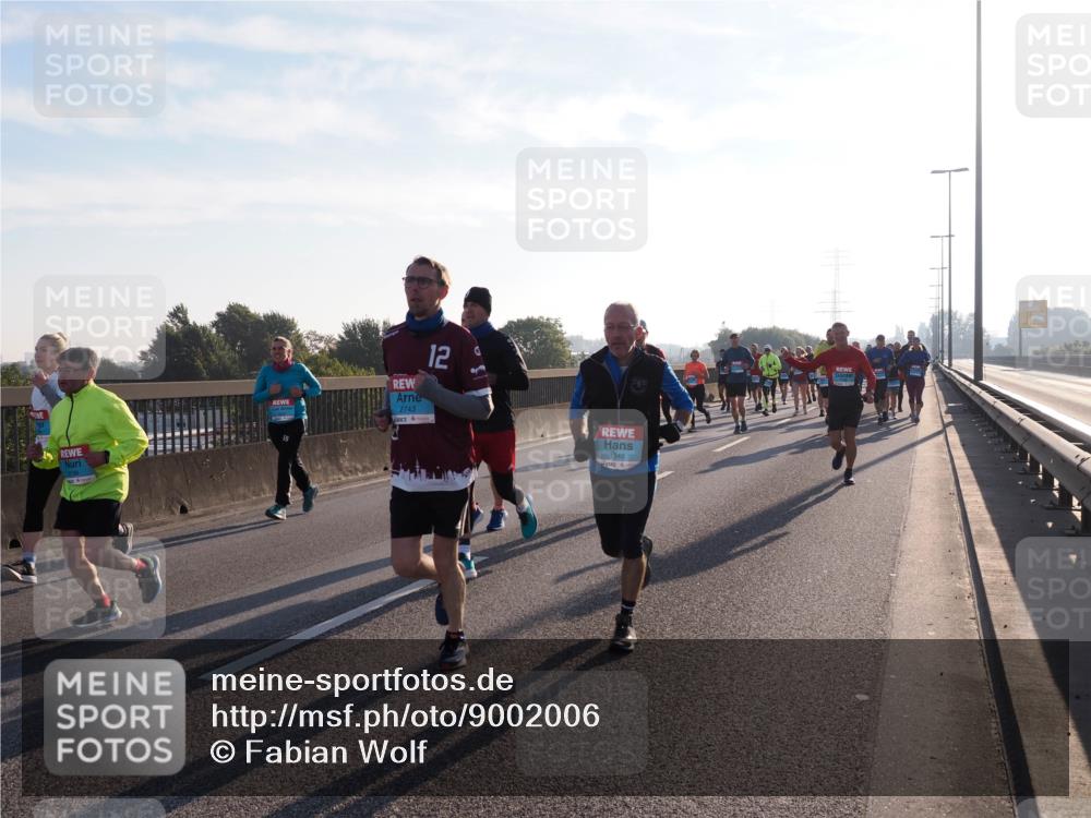 03.10.2025 - Köhlbrandbrückenlauf Fabian Wolf http://msf.ph/oto/9002006 03.10.2025 09:17:49 Position 3 2743, 12, 1340 meine-sportfotos.de