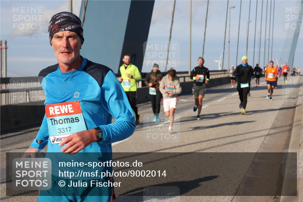 03.10.2025 - Köhlbrandbrückenlauf Julia Fischer http://msf.ph/oto/9002014 03.10.2025 09:40:31 Position 2 3317 meine-sportfotos.de