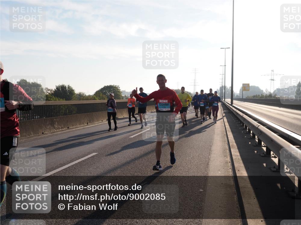 03.10.2025 - Köhlbrandbrückenlauf Fabian Wolf http://msf.ph/oto/9002085 03.10.2025 09:17:51 Position 3 1038 meine-sportfotos.de
