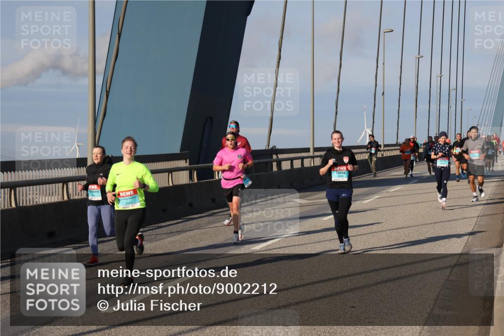 03.10.2025 - Köhlbrandbrückenlauf Julia Fischer http://msf.ph/oto/9002212 03.10.2025 09:41:08 Position 2 1110, 3568 meine-sportfotos.de