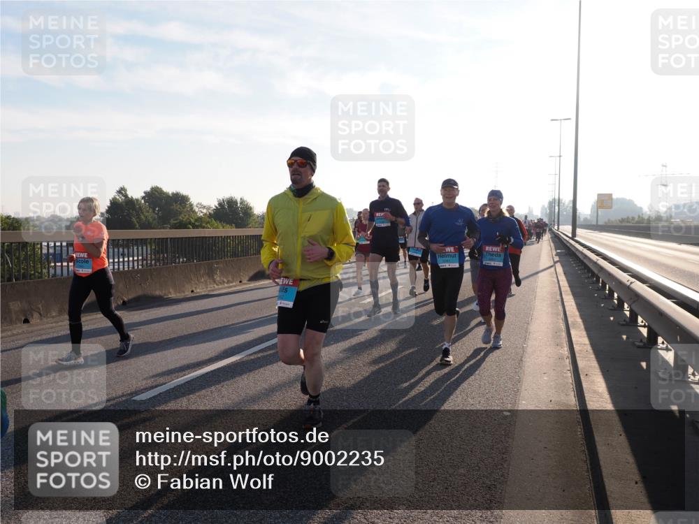 03.10.2025 - Köhlbrandbrückenlauf Fabian Wolf http://msf.ph/oto/9002235 03.10.2025 09:17:54 Position 3  meine-sportfotos.de