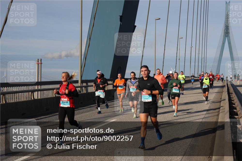 03.10.2025 - Köhlbrandbrückenlauf Julia Fischer http://msf.ph/oto/9002257 03.10.2025 09:41:17 Position 2 3630, 3790 meine-sportfotos.de