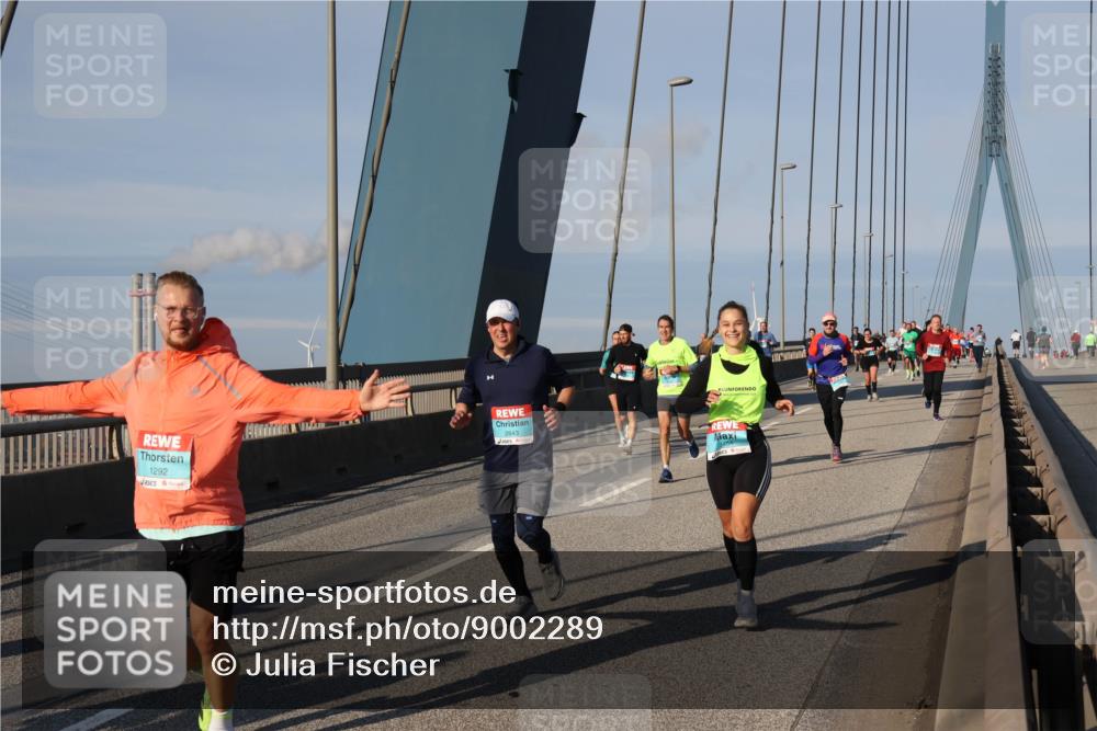 03.10.2025 - Köhlbrandbrückenlauf Julia Fischer http://msf.ph/oto/9002289 03.10.2025 09:41:20 Position 2 1292, 2843 meine-sportfotos.de