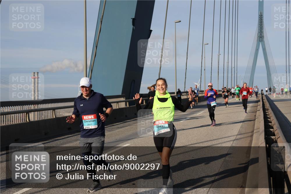 03.10.2025 - Köhlbrandbrückenlauf Julia Fischer http://msf.ph/oto/9002297 03.10.2025 09:41:21 Position 2 2843, 50, 2024, 3454 meine-sportfotos.de