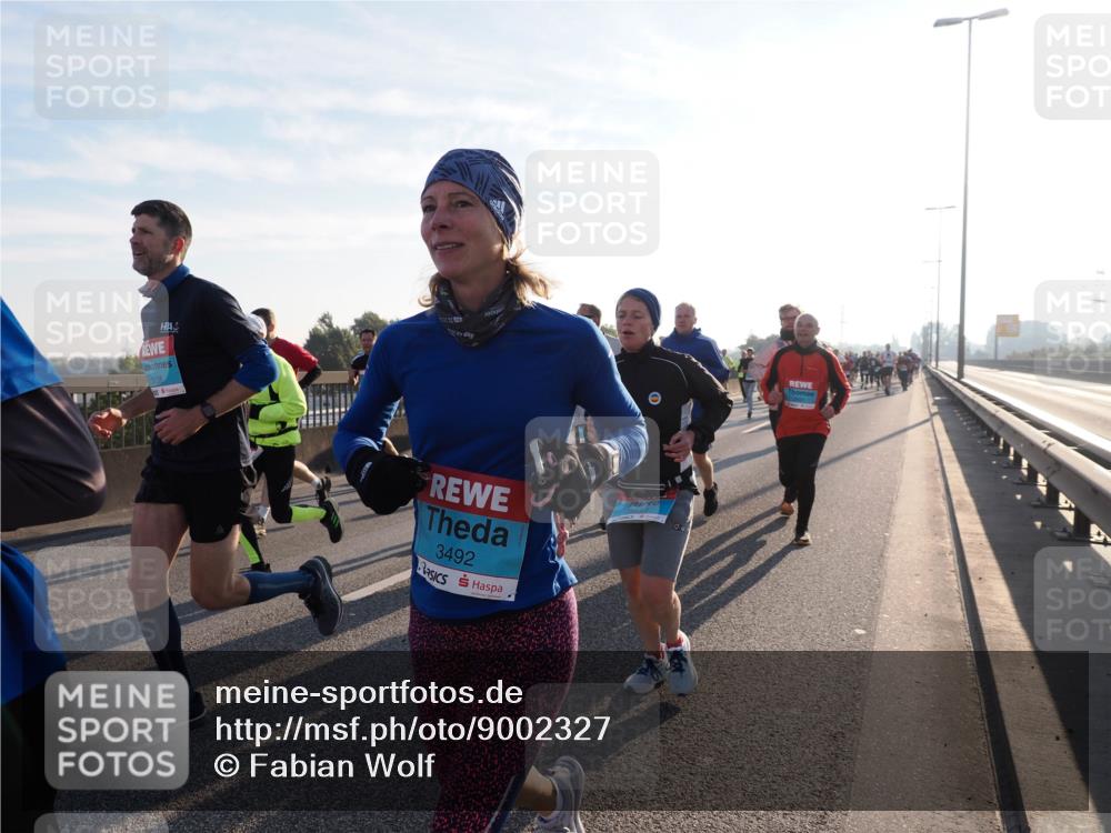 03.10.2025 - Köhlbrandbrückenlauf Fabian Wolf http://msf.ph/oto/9002327 03.10.2025 09:17:56 Position 3 3138, 77, 3492 meine-sportfotos.de
