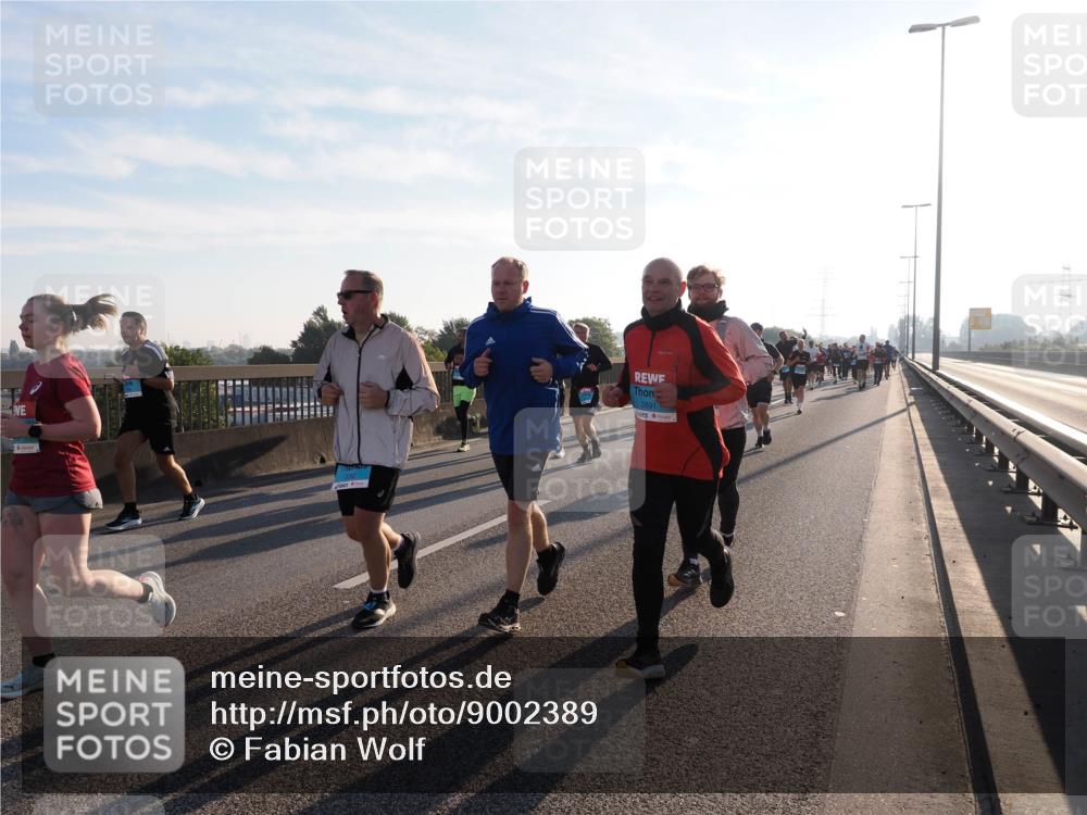 03.10.2025 - Köhlbrandbrückenlauf Fabian Wolf http://msf.ph/oto/9002389 03.10.2025 09:17:57 Position 3 2891 meine-sportfotos.de