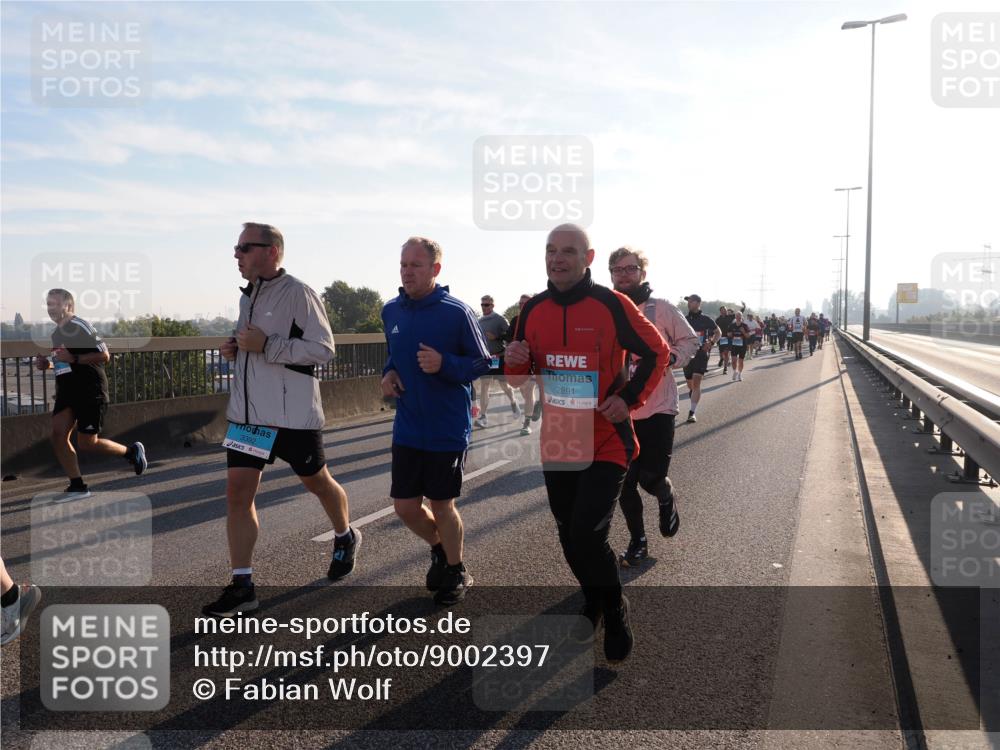 03.10.2025 - Köhlbrandbrückenlauf Fabian Wolf http://msf.ph/oto/9002397 03.10.2025 09:17:57 Position 3 3392, 2891 meine-sportfotos.de
