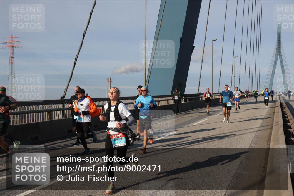 03.10.2025 - Köhlbrandbrückenlauf Julia Fischer http://msf.ph/oto/9002471 03.10.2025 09:41:49 Position 2 3165 meine-sportfotos.de