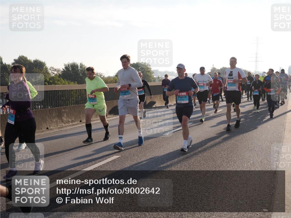 03.10.2025 - Köhlbrandbrückenlauf Fabian Wolf http://msf.ph/oto/9002642 03.10.2025 09:18:03 Position 3 2733 meine-sportfotos.de