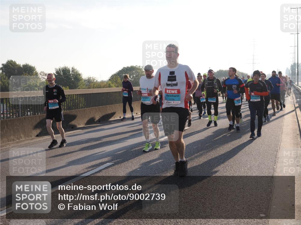 03.10.2025 - Köhlbrandbrückenlauf Fabian Wolf http://msf.ph/oto/9002739 03.10.2025 09:18:04 Position 3 3236 meine-sportfotos.de