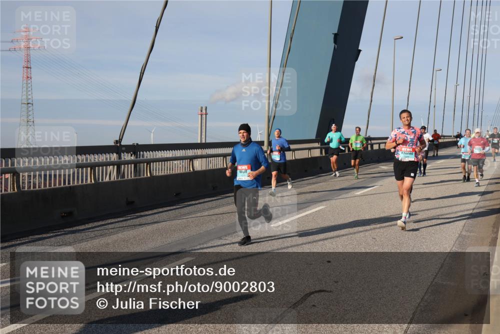 03.10.2025 - Köhlbrandbrückenlauf Julia Fischer http://msf.ph/oto/9002803 03.10.2025 09:43:08 Position 2 171, 1370 meine-sportfotos.de