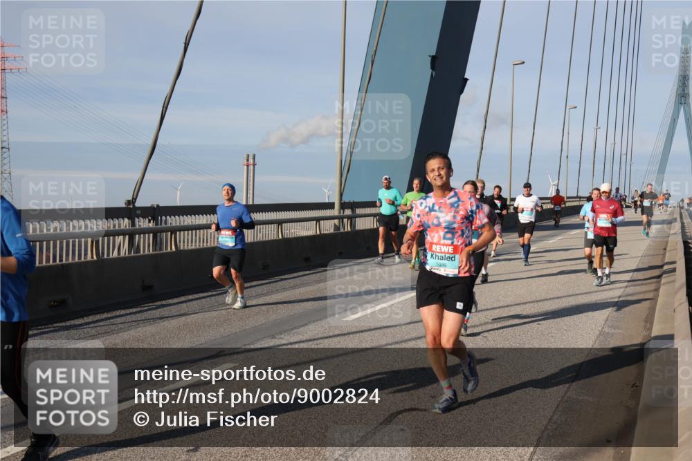 03.10.2025 - Köhlbrandbrückenlauf Julia Fischer http://msf.ph/oto/9002824 03.10.2025 09:43:09 Position 2 077990099799999971, 197, 39, 1039 meine-sportfotos.de