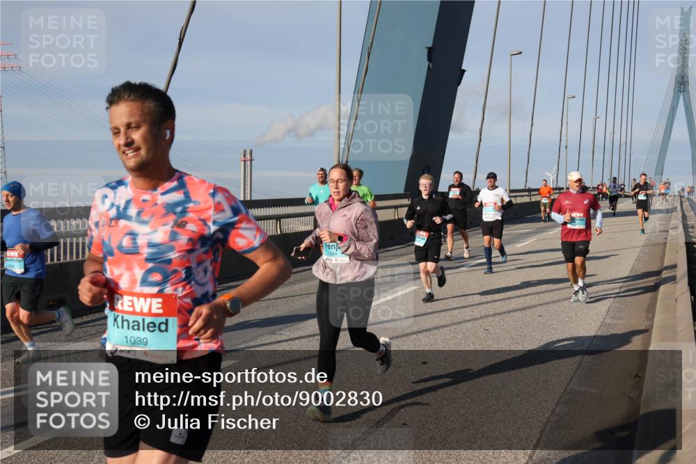 03.10.2025 - Köhlbrandbrückenlauf Julia Fischer http://msf.ph/oto/9002830 03.10.2025 09:43:10 Position 2 1039, 1864 meine-sportfotos.de