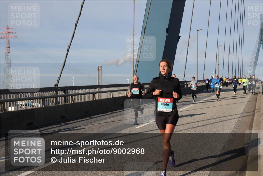 03.10.2025 - Köhlbrandbrückenlauf Julia Fischer http://msf.ph/oto/9002968 03.10.2025 09:43:43 Position 2 1152 meine-sportfotos.de