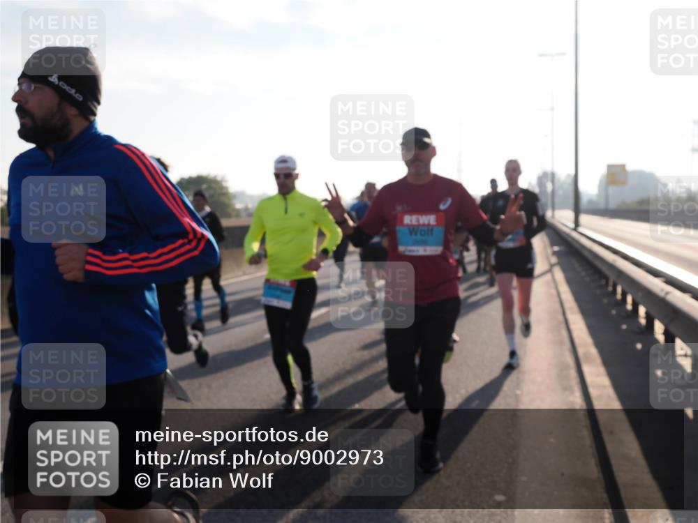 03.10.2025 - Köhlbrandbrückenlauf Fabian Wolf http://msf.ph/oto/9002973 03.10.2025 09:18:10 Position 3  meine-sportfotos.de