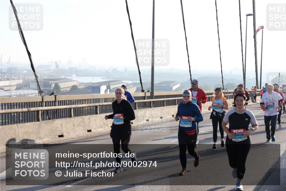03.10.2025 - Köhlbrandbrückenlauf Julia Fischer http://msf.ph/oto/9002974 03.10.2025 09:28:27 Position 1 2079, 1796 meine-sportfotos.de