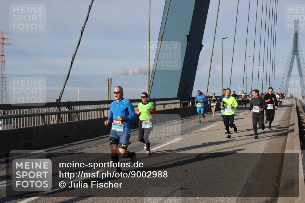 03.10.2025 - Köhlbrandbrückenlauf Julia Fischer http://msf.ph/oto/9002988 03.10.2025 09:43:48 Position 2  meine-sportfotos.de