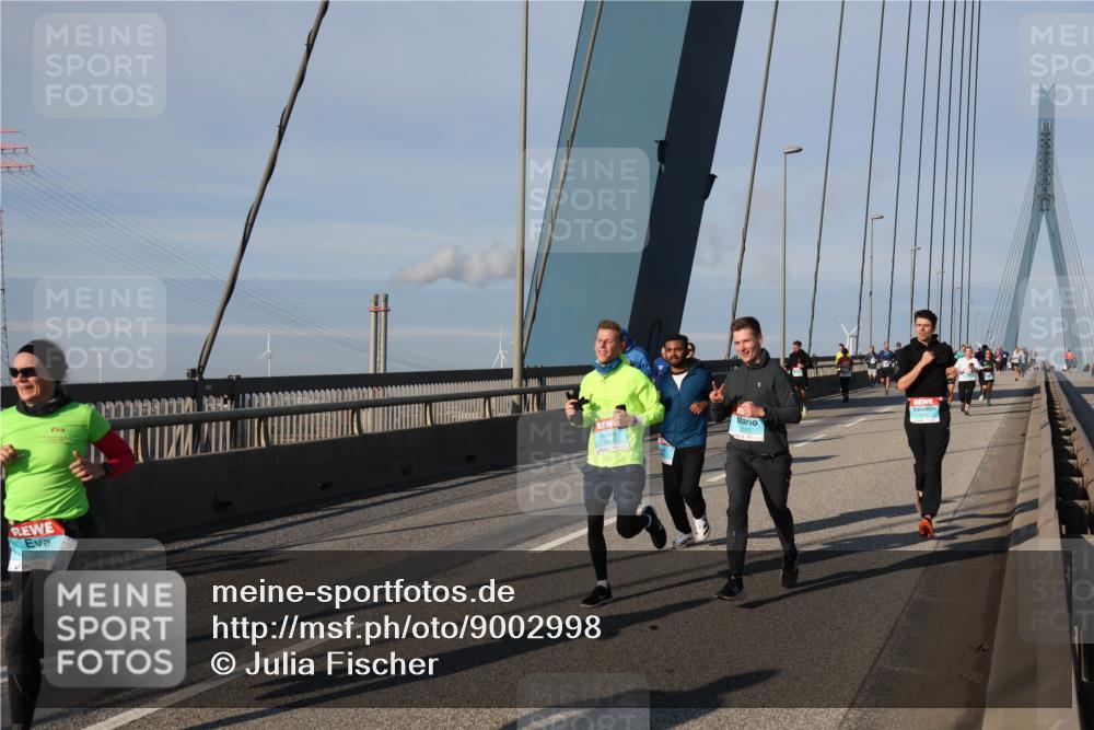 03.10.2025 - Köhlbrandbrückenlauf Julia Fischer http://msf.ph/oto/9002998 03.10.2025 09:43:49 Position 2 277737377771 meine-sportfotos.de