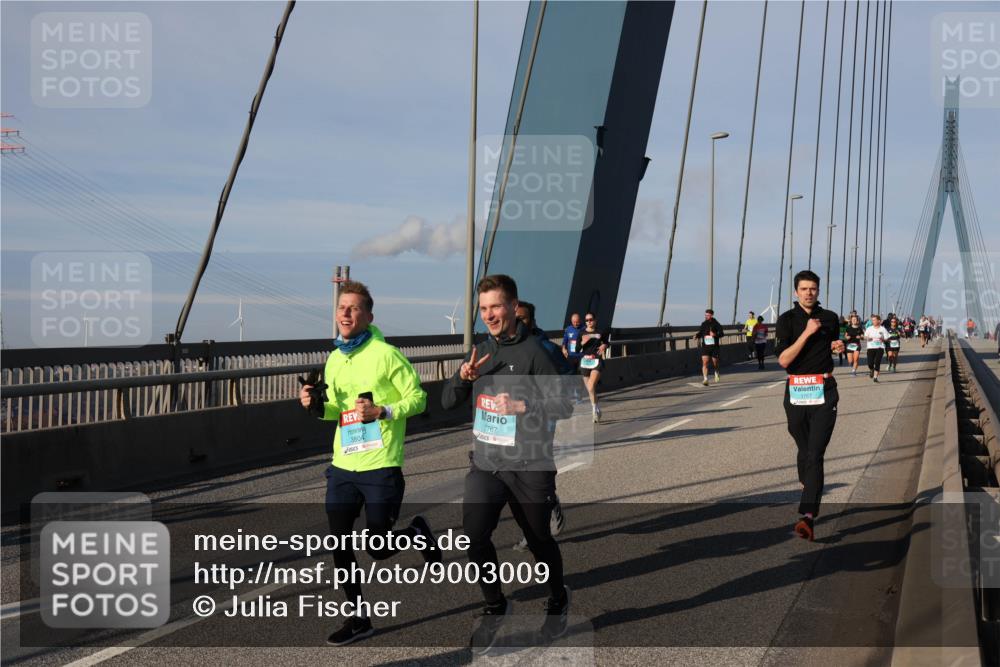 03.10.2025 - Köhlbrandbrückenlauf Julia Fischer http://msf.ph/oto/9003009 03.10.2025 09:43:50 Position 2 3804, 2767, 1767 meine-sportfotos.de