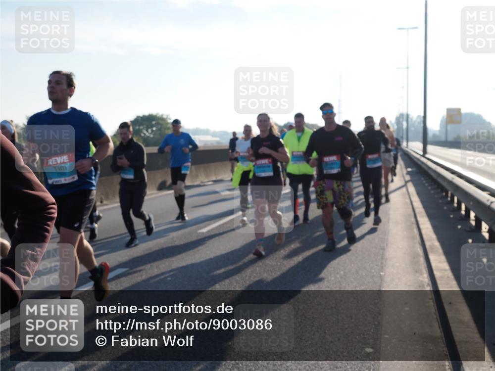 03.10.2025 - Köhlbrandbrückenlauf Fabian Wolf http://msf.ph/oto/9003086 03.10.2025 09:18:12 Position 3 1399 meine-sportfotos.de