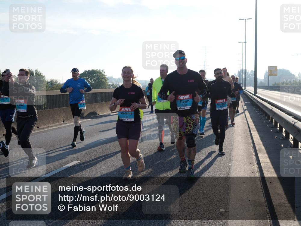 03.10.2025 - Köhlbrandbrückenlauf Fabian Wolf http://msf.ph/oto/9003124 03.10.2025 09:18:13 Position 3 3268, 1169 meine-sportfotos.de