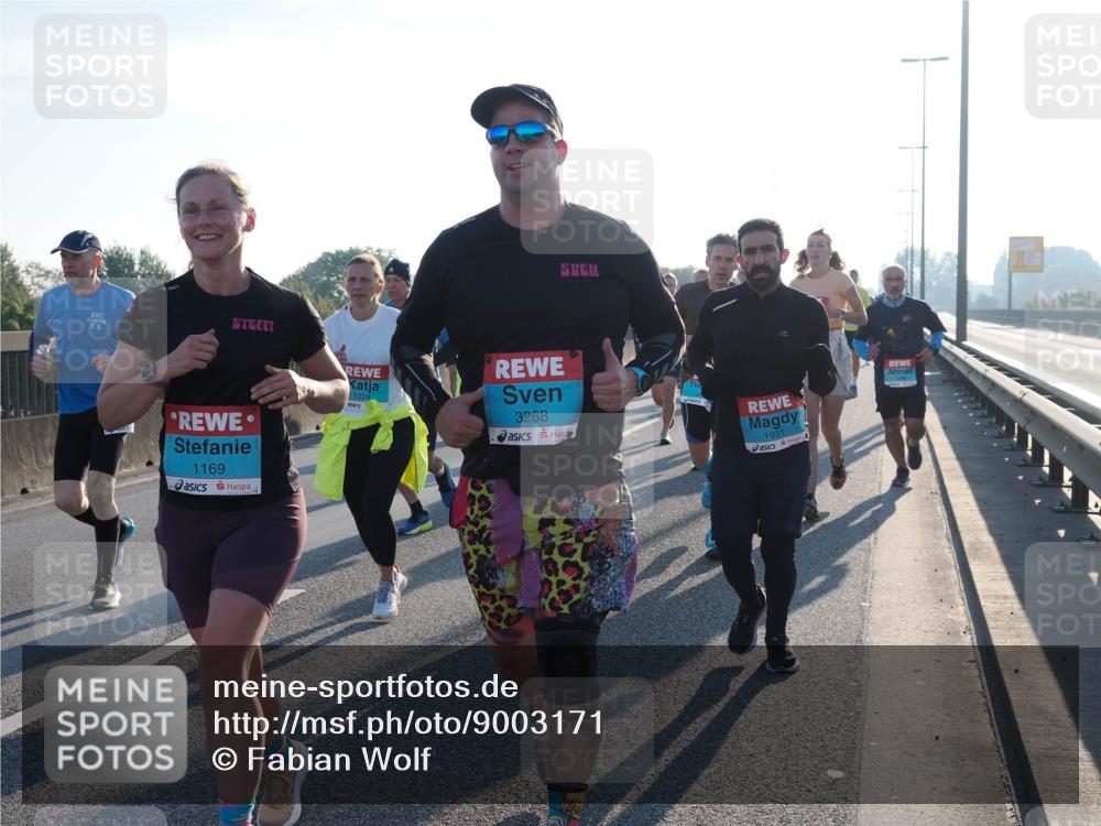 03.10.2025 - Köhlbrandbrückenlauf Fabian Wolf http://msf.ph/oto/9003171 03.10.2025 09:18:14 Position 3 2015, 20, 1228, 1169, 3268, 1931 meine-sportfotos.de