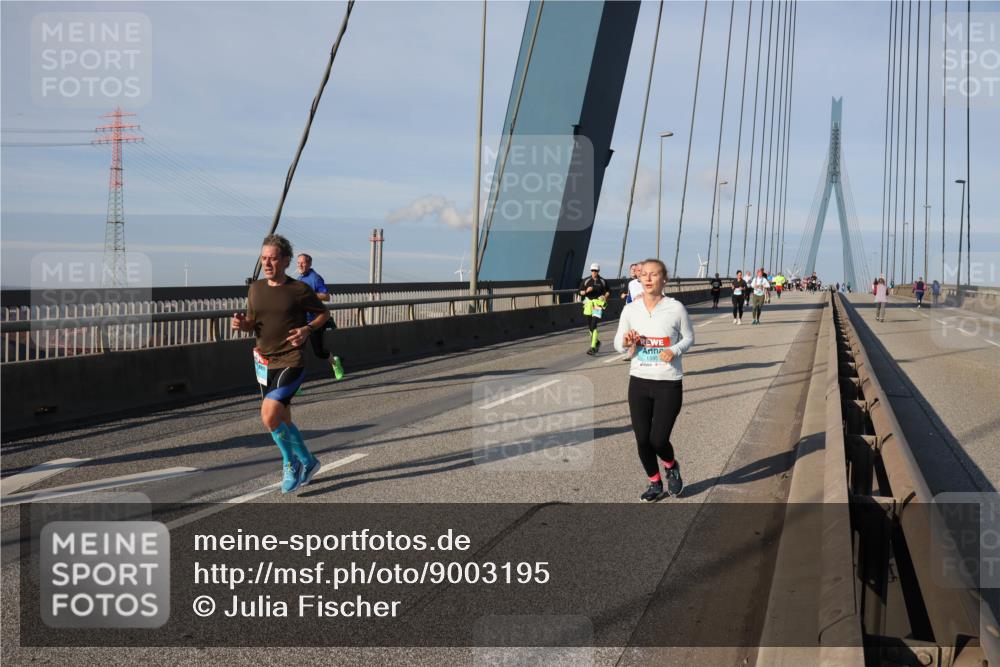 03.10.2025 - Köhlbrandbrückenlauf Julia Fischer http://msf.ph/oto/9003195 03.10.2025 09:45:01 Position 2 1395 meine-sportfotos.de