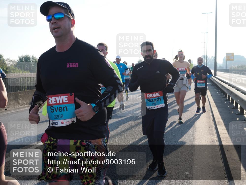 03.10.2025 - Köhlbrandbrückenlauf Fabian Wolf http://msf.ph/oto/9003196 03.10.2025 09:18:14 Position 3 3268, 1931 meine-sportfotos.de