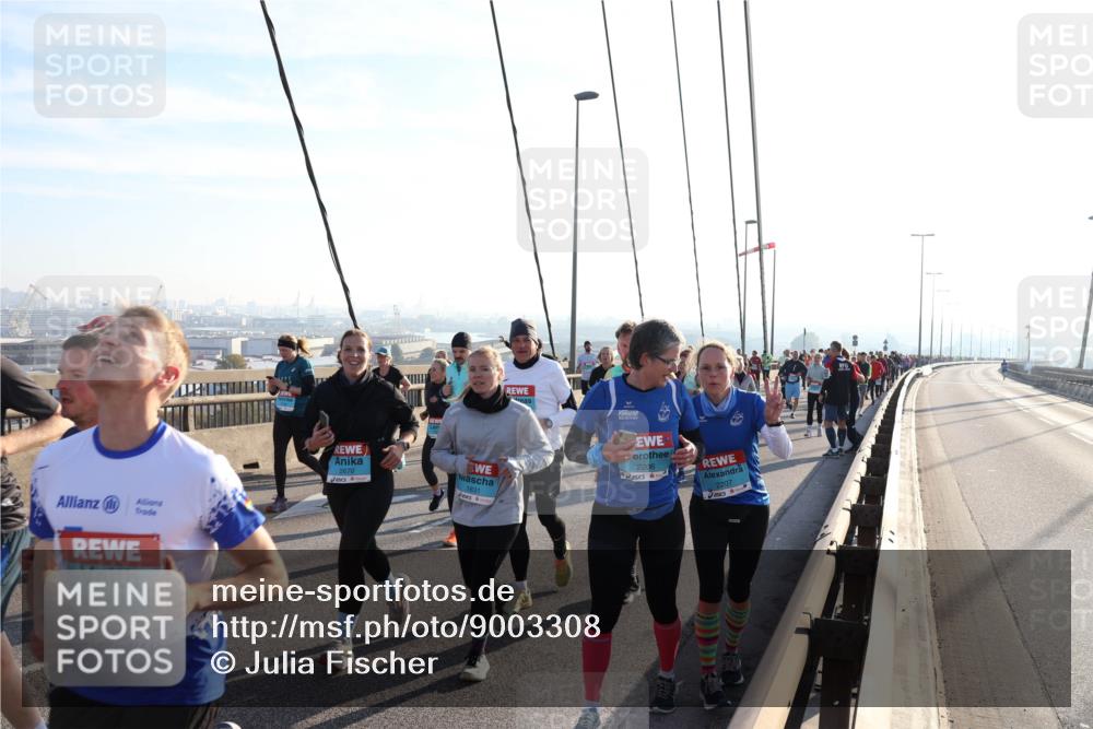 03.10.2025 - Köhlbrandbrückenlauf Julia Fischer http://msf.ph/oto/9003308 03.10.2025 09:29:23 Position 1 3049, 2670, 1831, 2206, 2207 meine-sportfotos.de