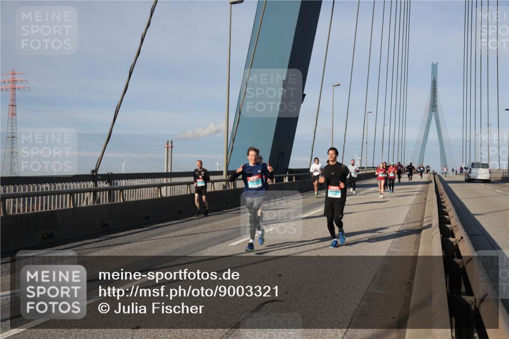 03.10.2025 - Köhlbrandbrückenlauf Julia Fischer http://msf.ph/oto/9003321 03.10.2025 09:45:25 Position 2  meine-sportfotos.de