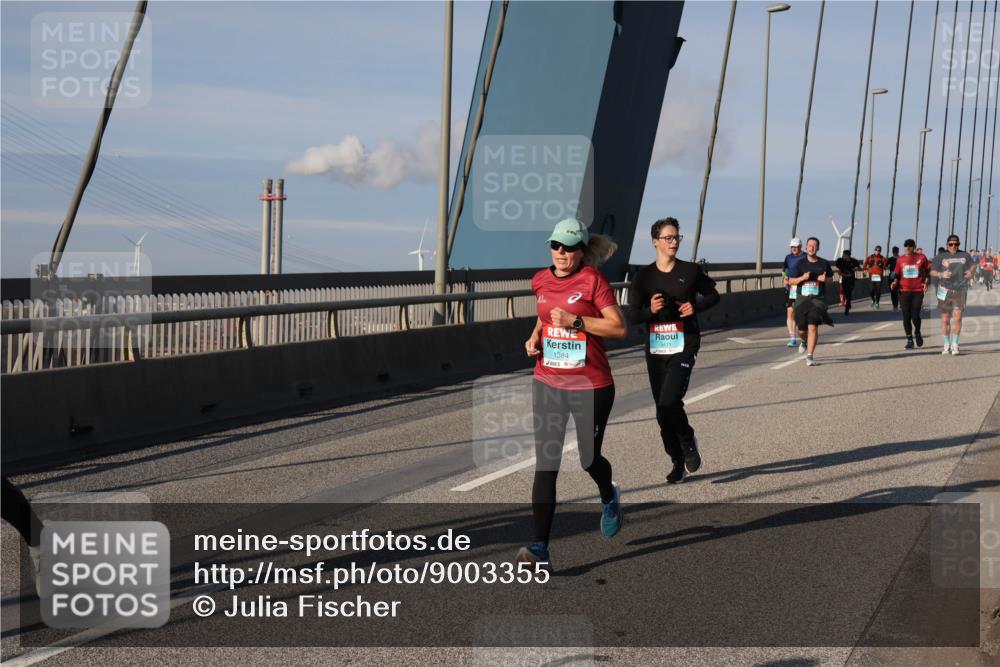 03.10.2025 - Köhlbrandbrückenlauf Julia Fischer http://msf.ph/oto/9003355 03.10.2025 09:45:31 Position 2 1384 meine-sportfotos.de