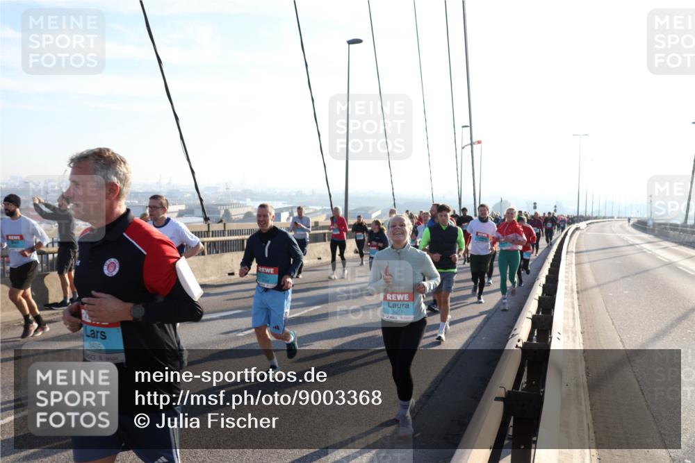 03.10.2025 - Köhlbrandbrückenlauf Julia Fischer http://msf.ph/oto/9003368 03.10.2025 09:29:30 Position 1 3405, 1954 meine-sportfotos.de