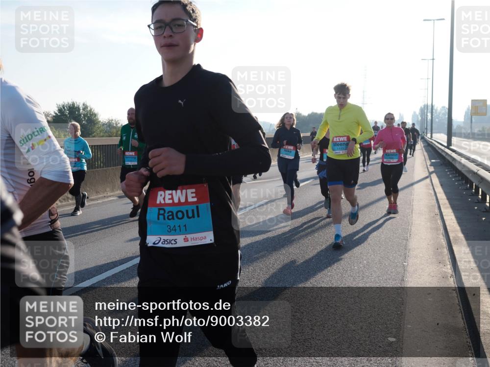 03.10.2025 - Köhlbrandbrückenlauf Fabian Wolf http://msf.ph/oto/9003382 03.10.2025 09:18:18 Position 3 10, 3411, 1111 meine-sportfotos.de