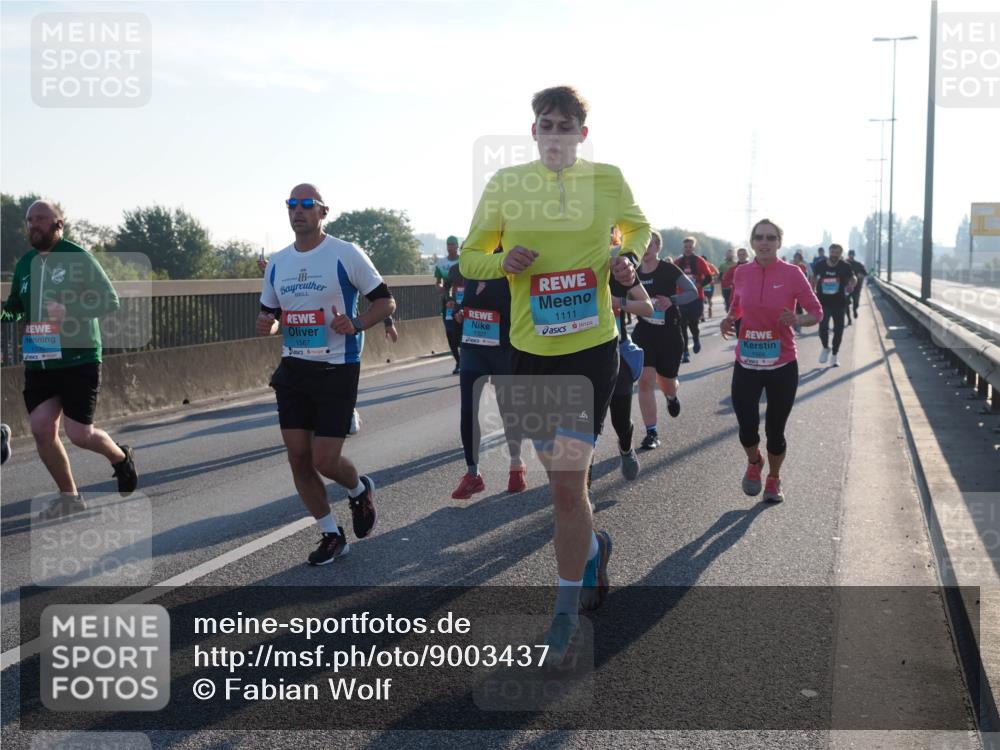 03.10.2025 - Köhlbrandbrückenlauf Fabian Wolf http://msf.ph/oto/9003437 03.10.2025 09:18:19 Position 3 1530, 1567, 1327, 1111, 1566 meine-sportfotos.de
