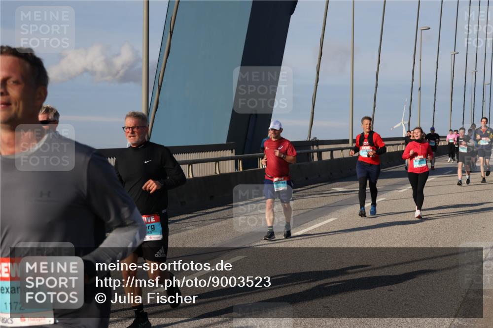 03.10.2025 - Köhlbrandbrückenlauf Julia Fischer http://msf.ph/oto/9003523 03.10.2025 09:46:03 Position 2 1172, 83 meine-sportfotos.de