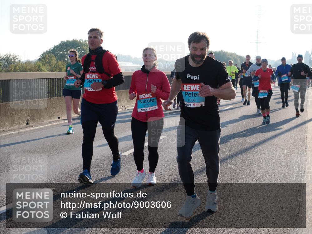 03.10.2025 - Köhlbrandbrückenlauf Fabian Wolf http://msf.ph/oto/9003606 03.10.2025 09:18:23 Position 3 3, 1716, 1336 meine-sportfotos.de