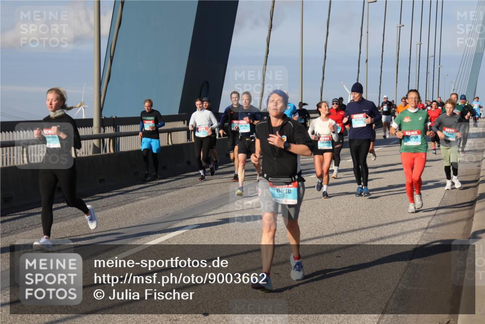 03.10.2025 - Köhlbrandbrückenlauf Julia Fischer http://msf.ph/oto/9003662 03.10.2025 09:46:27 Position 2 1407, 3493 meine-sportfotos.de