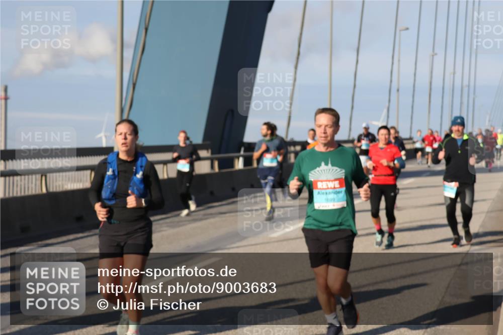 03.10.2025 - Köhlbrandbrückenlauf Julia Fischer http://msf.ph/oto/9003683 03.10.2025 09:46:32 Position 2  meine-sportfotos.de