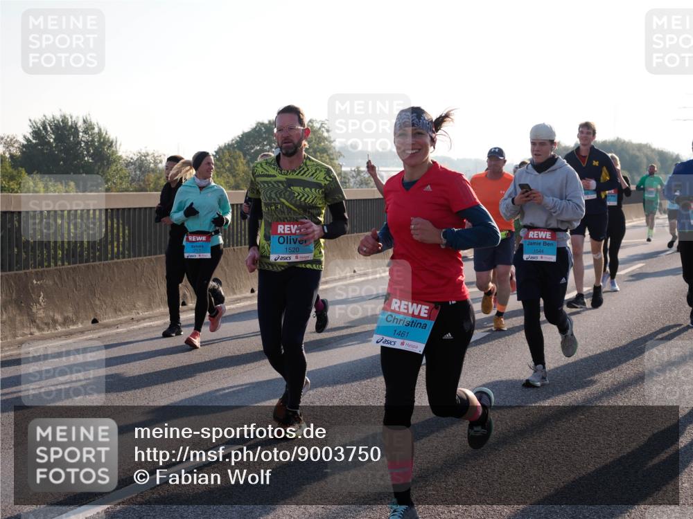 03.10.2025 - Köhlbrandbrückenlauf Fabian Wolf http://msf.ph/oto/9003750 03.10.2025 09:18:27 Position 3 3717, 1520, 1461, 1544 meine-sportfotos.de