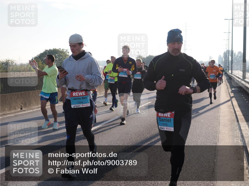 03.10.2025 - Köhlbrandbrückenlauf Fabian Wolf http://msf.ph/oto/9003789 03.10.2025 09:18:28 Position 3 1544, 1849, 1876 meine-sportfotos.de