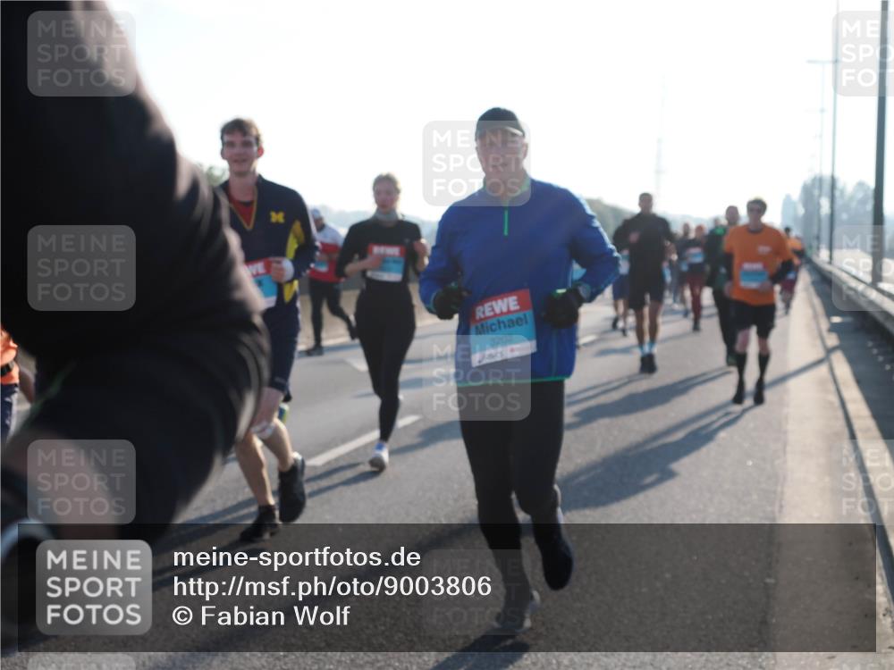 03.10.2025 - Köhlbrandbrückenlauf Fabian Wolf http://msf.ph/oto/9003806 03.10.2025 09:18:29 Position 3 3202 meine-sportfotos.de