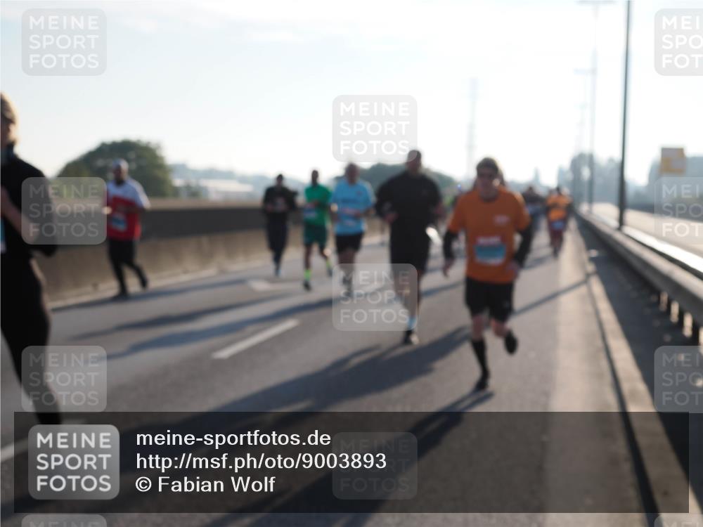 03.10.2025 - Köhlbrandbrückenlauf Fabian Wolf http://msf.ph/oto/9003893 03.10.2025 09:18:31 Position 3  meine-sportfotos.de