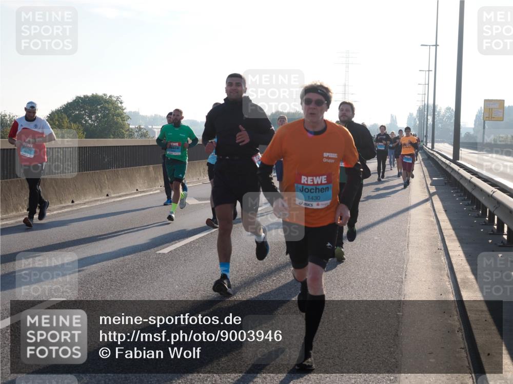 03.10.2025 - Köhlbrandbrückenlauf Fabian Wolf http://msf.ph/oto/9003946 03.10.2025 09:18:32 Position 3 1430 meine-sportfotos.de