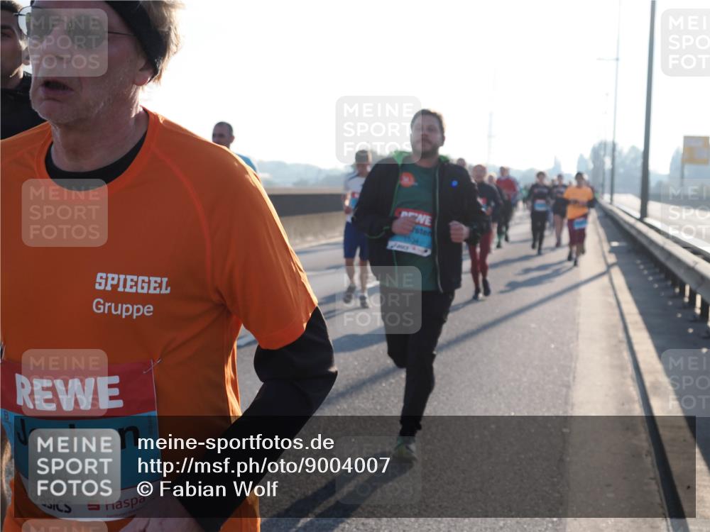 03.10.2025 - Köhlbrandbrückenlauf Fabian Wolf http://msf.ph/oto/9004007 03.10.2025 09:18:33 Position 3 1430, 1534 meine-sportfotos.de