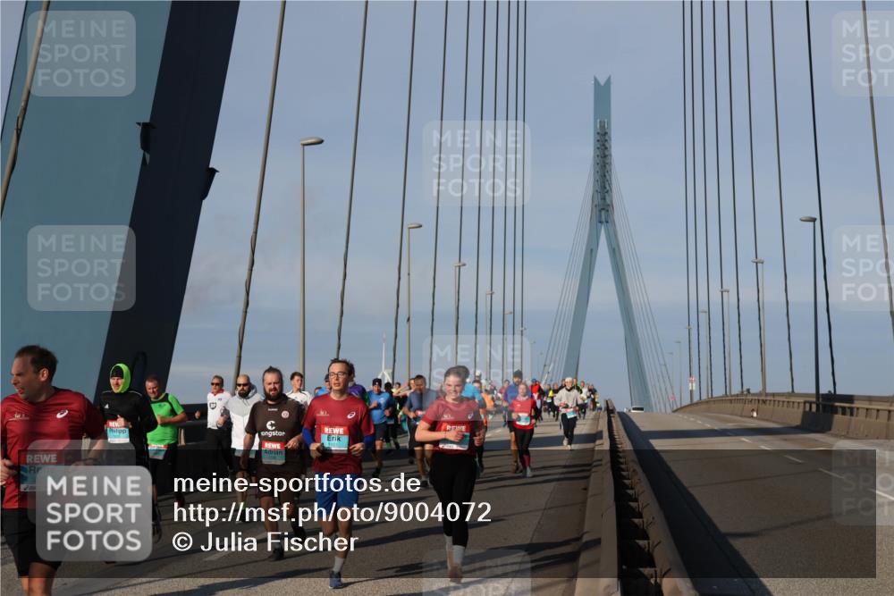 03.10.2025 - Köhlbrandbrückenlauf Julia Fischer http://msf.ph/oto/9004072 03.10.2025 09:47:34 Position 2 2882, 21 meine-sportfotos.de