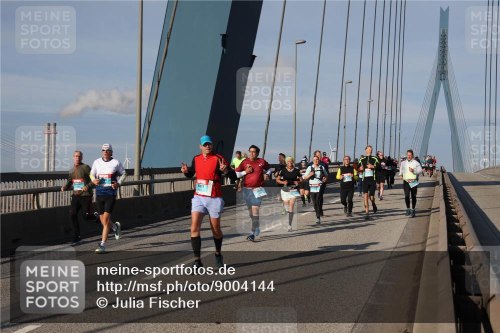 03.10.2025 - Köhlbrandbrückenlauf Julia Fischer http://msf.ph/oto/9004144 03.10.2025 09:47:50 Position 2  meine-sportfotos.de