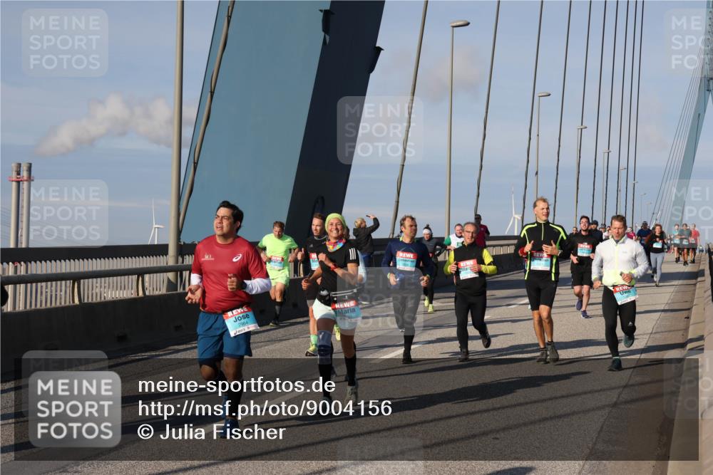 03.10.2025 - Köhlbrandbrückenlauf Julia Fischer http://msf.ph/oto/9004156 03.10.2025 09:47:52 Position 2 2964 meine-sportfotos.de